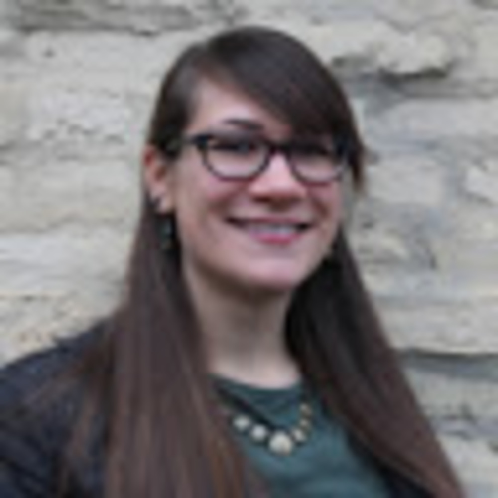 Meet your Posher, Laura